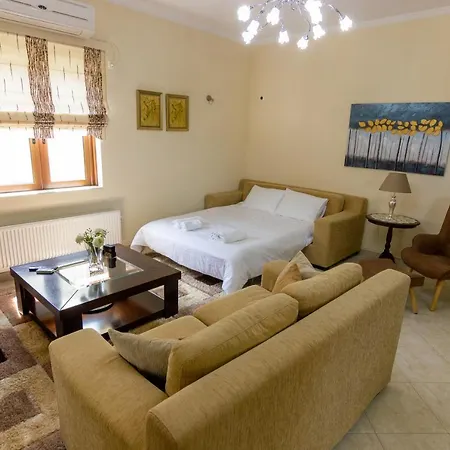 Katerina & Elia's Family House * Λεωνίδιο