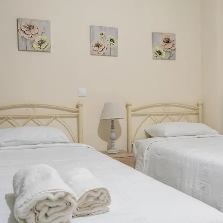 Katerina & Elia's Family House Апартаменты