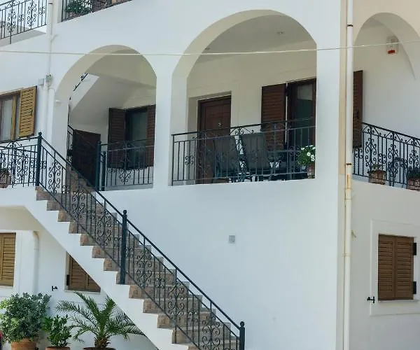 Katerina & Elia's Family House *